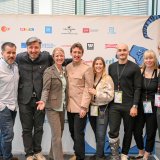 2019 EYES & EARS: v.l.n.r. Marc Lepetit, UFA Fiction; Michael Gamböck, Adobe; Corinna Kamphausen, EEofE; Björn Wagner, Warner Chappell mit den New Talents 2019
